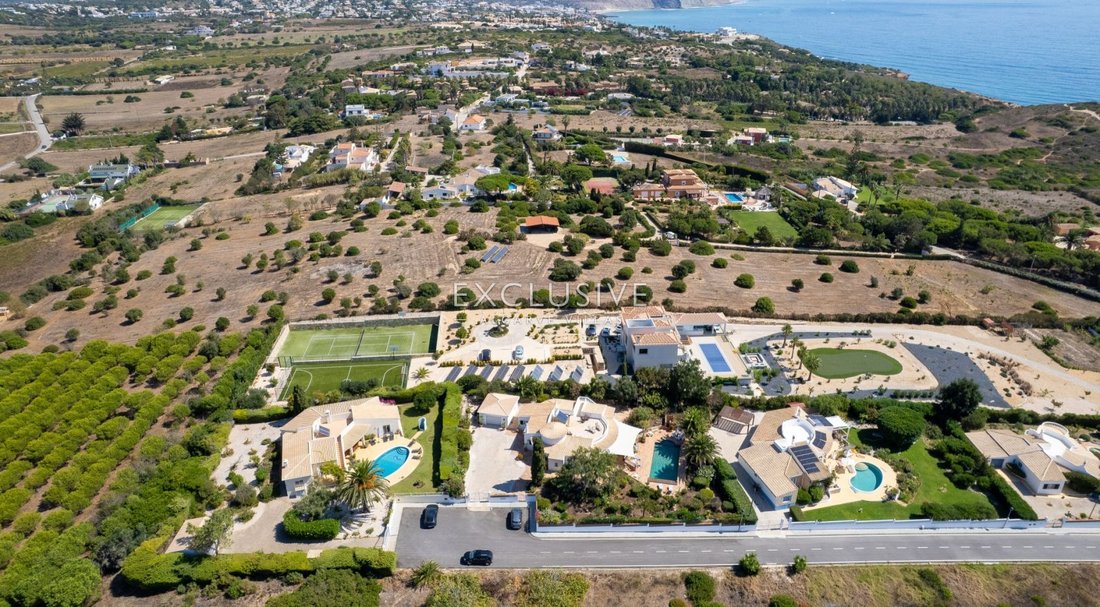Villa in Praia da Luz, Algarve, Portugal 5 - 18931931