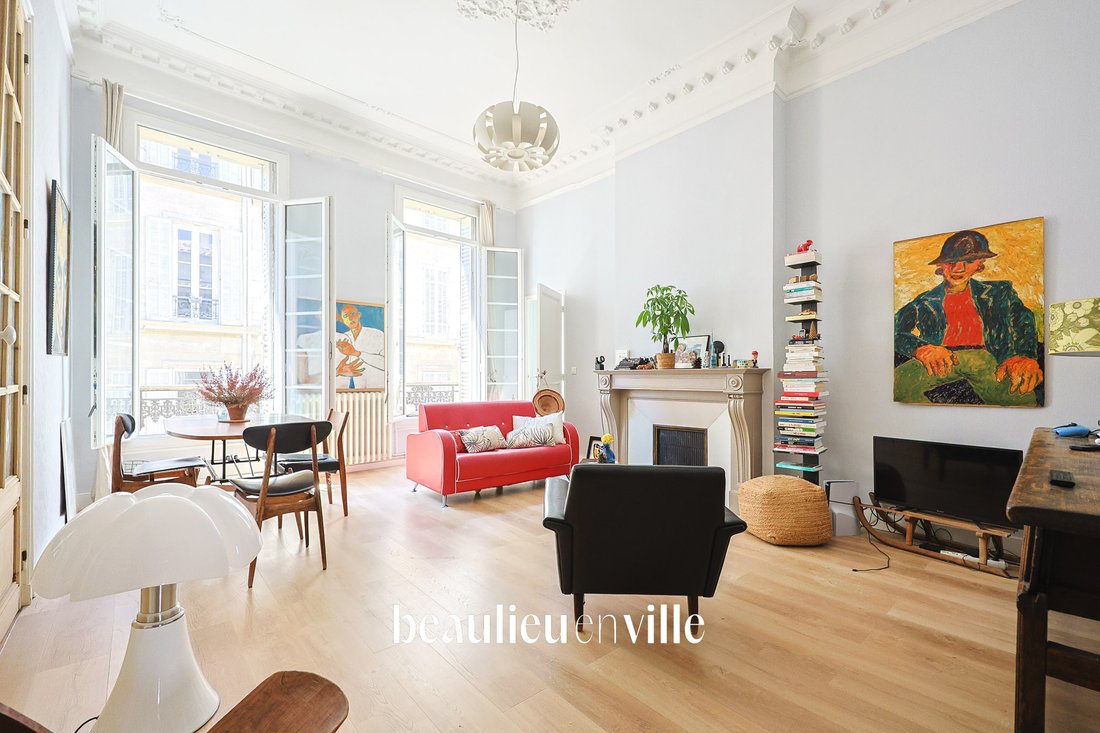 Apartment in Castellane, 6e Arrondissement, Marseille 1 - 18935257