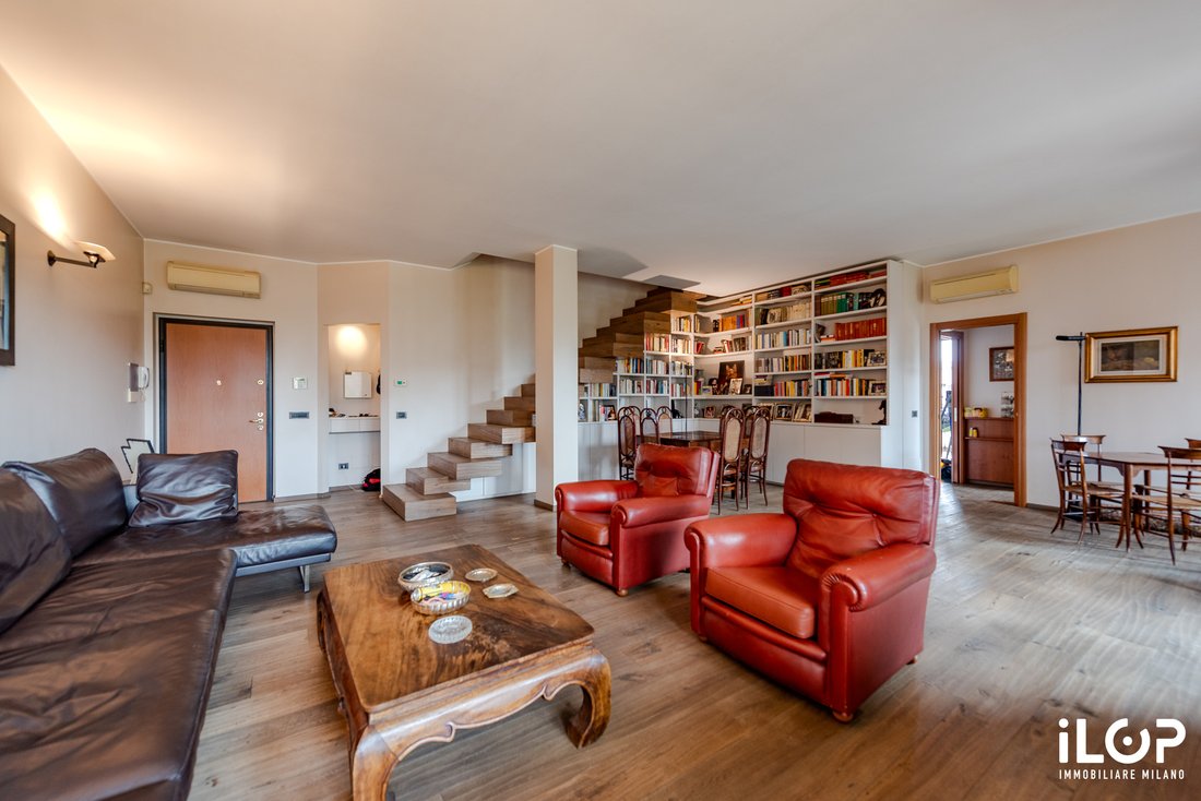 Apartment in Centro Storico, Milan, Lombardy 1 - 18934060