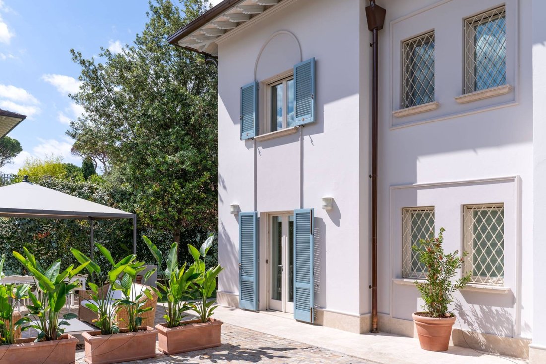 Villa in Centro, Forte dei Marmi, Tuscany 1 - 18936202