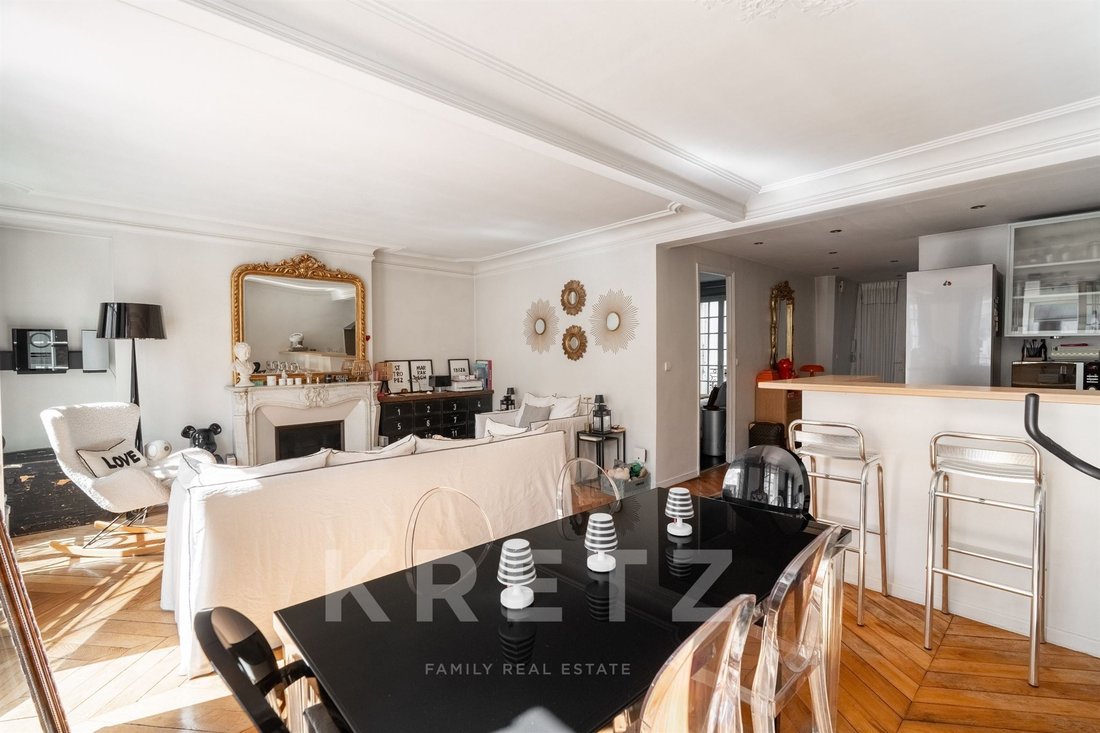 Apartment in Saint Philippe du Roule, Paris 8e Arrondissement, Paris 2 - 18932054