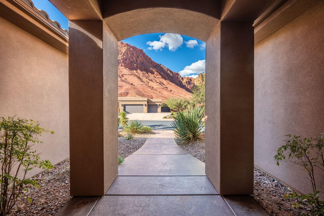 House in Ivins, Utah, United States 3 - 18933582