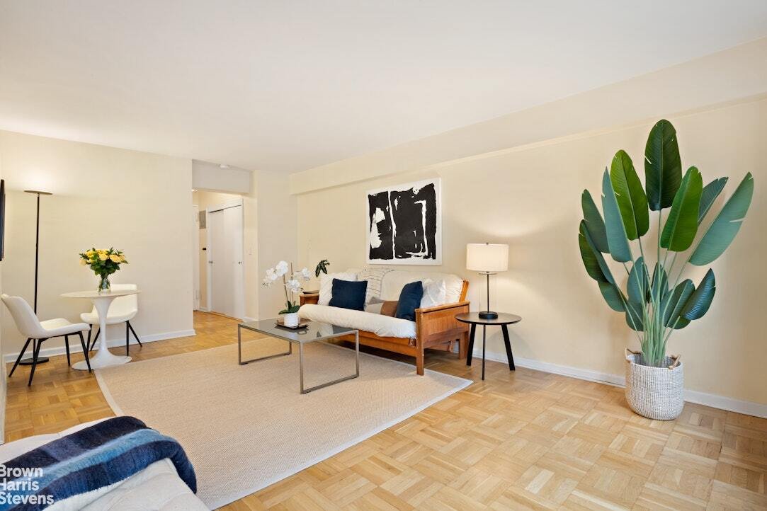 Co Op in New York, New York, United States 2 - 18934803