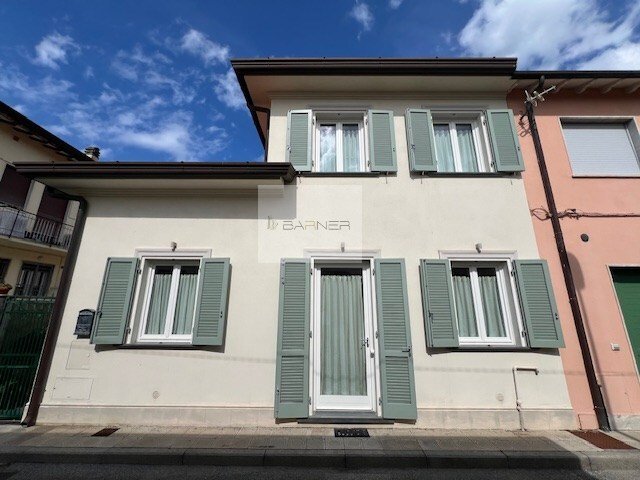 Villa in Camaiore, Tuscany, Italy 1 - 18934162