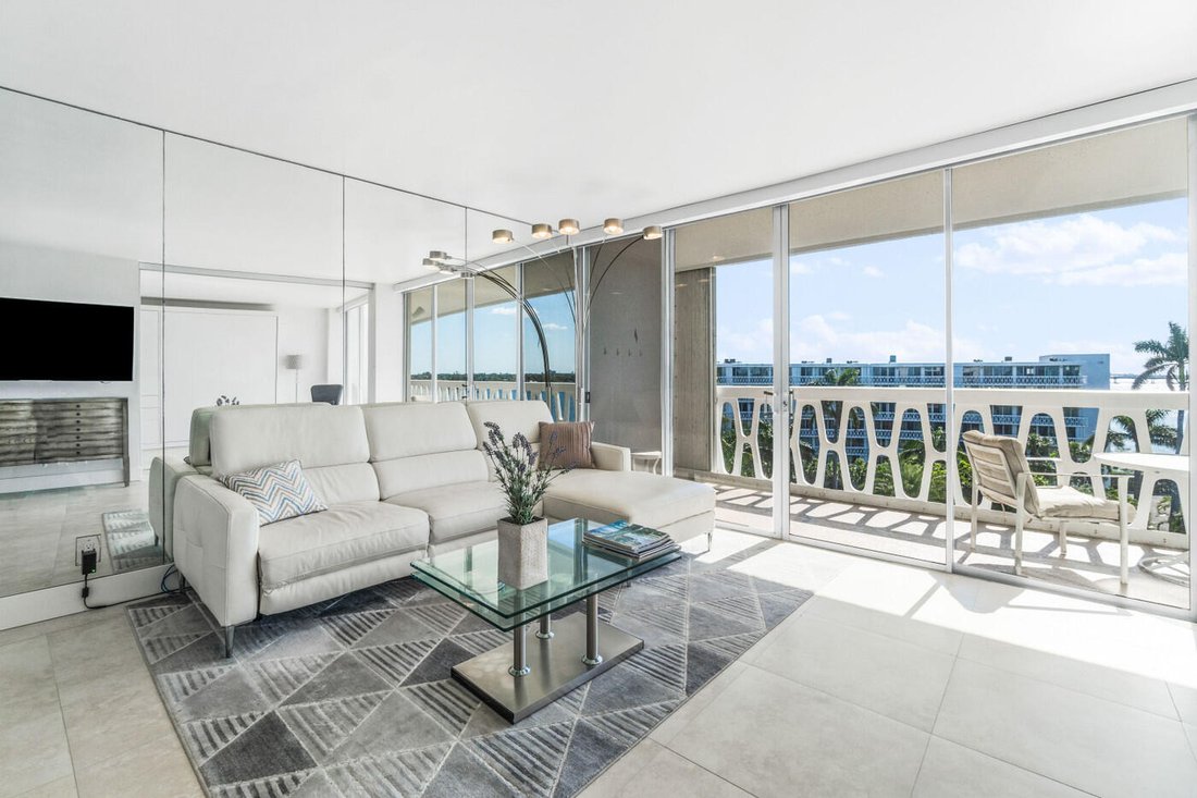 Condo in Palm Beach, Florida, United States 4 - 18935189