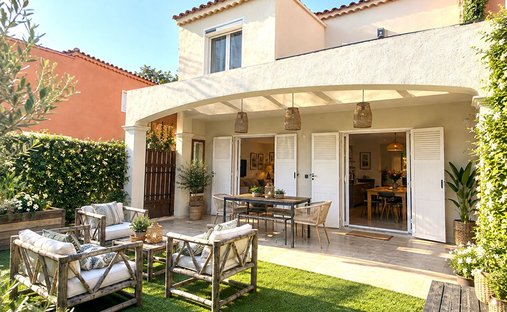 Villa in Le Castellet, Provence-Alpes-Côte d'Azur, France 1