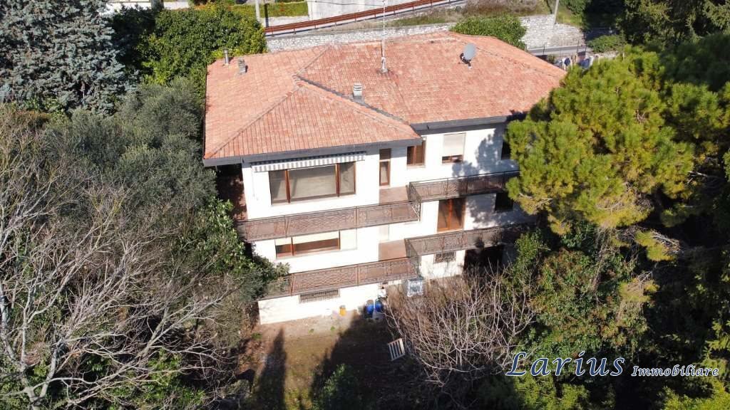 Villa in Ponte Lambro, Lombardy, Italy 4 - 18933676