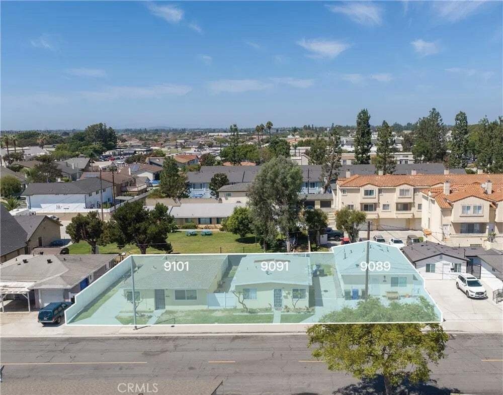 Cypress, California, United States 1 - 18934580