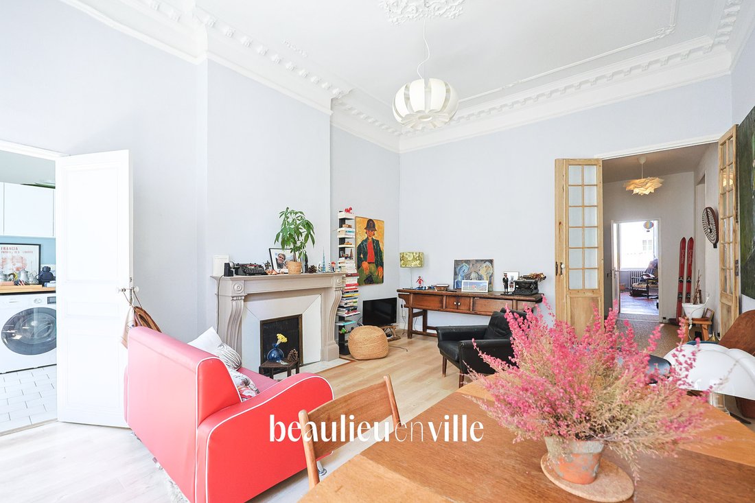 Apartment in Castellane, 6e Arrondissement, Marseille 3 - 18935257