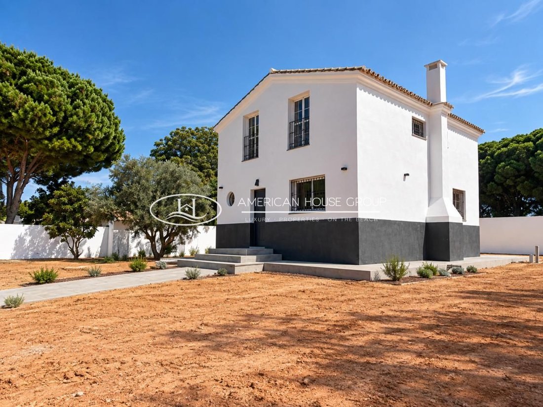 Chalet in Chiclana de la Frontera, Andalusia, Spain 3 - 18933873