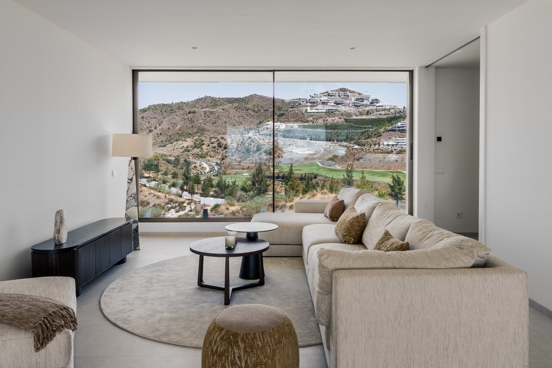 Apartment in Benahavis, Andalusia, Spain 1 - 18934529