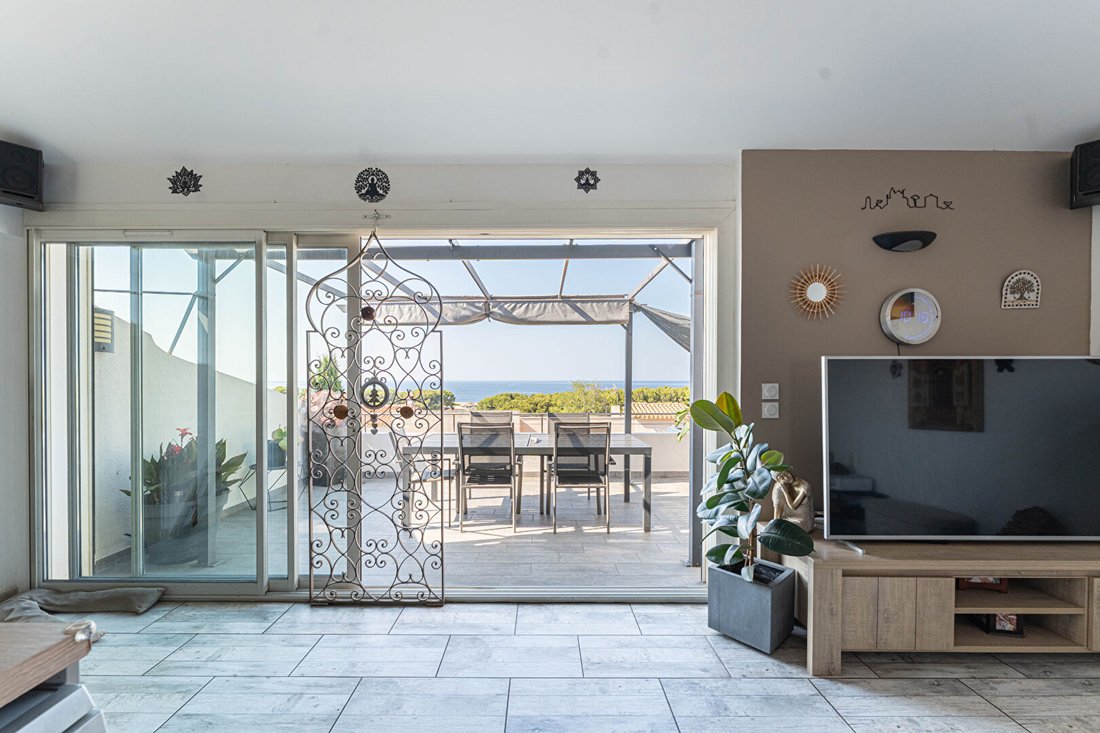 Villa in Le Grand Fosse-L'Escalette-Plan Capellan, Sausset-les-Pins, France 2 - 18932708