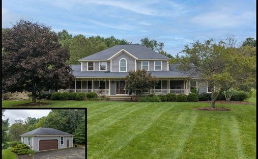 House in New Philadelphia, Ohio, United States 1