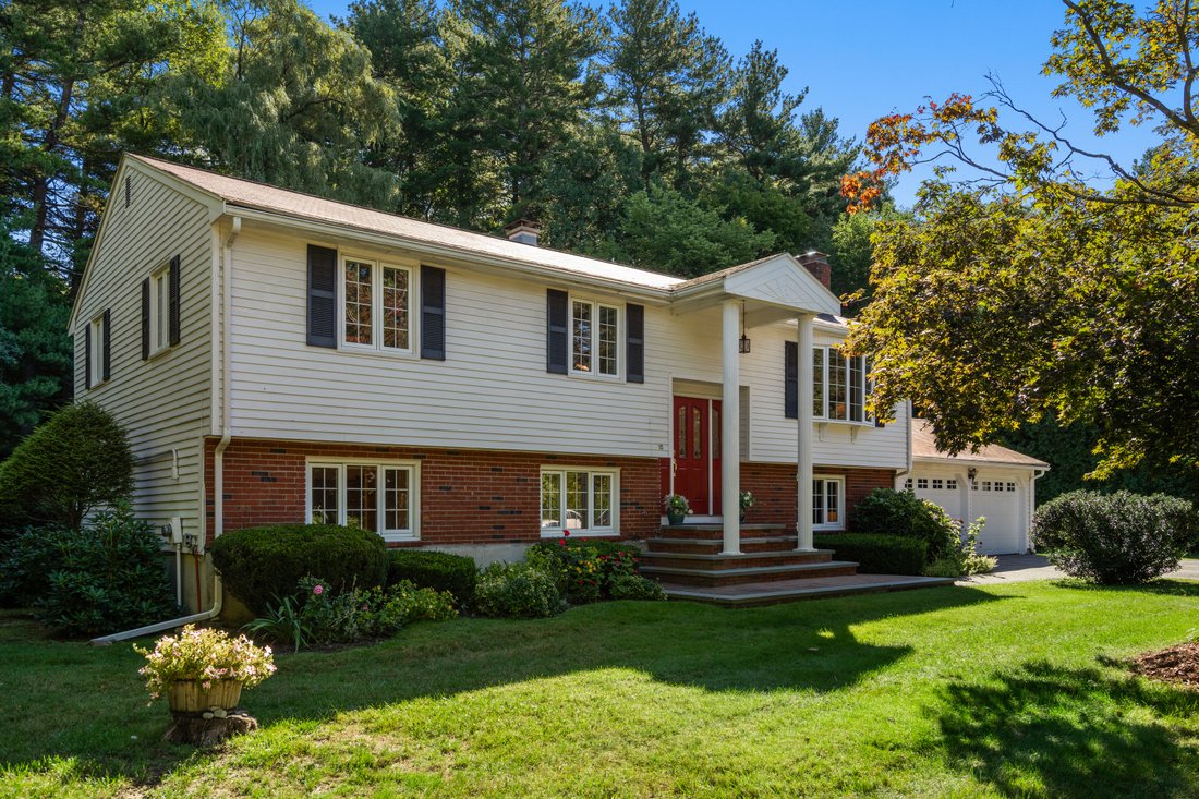 House in Billerica, Massachusetts, United States 2 - 18932125