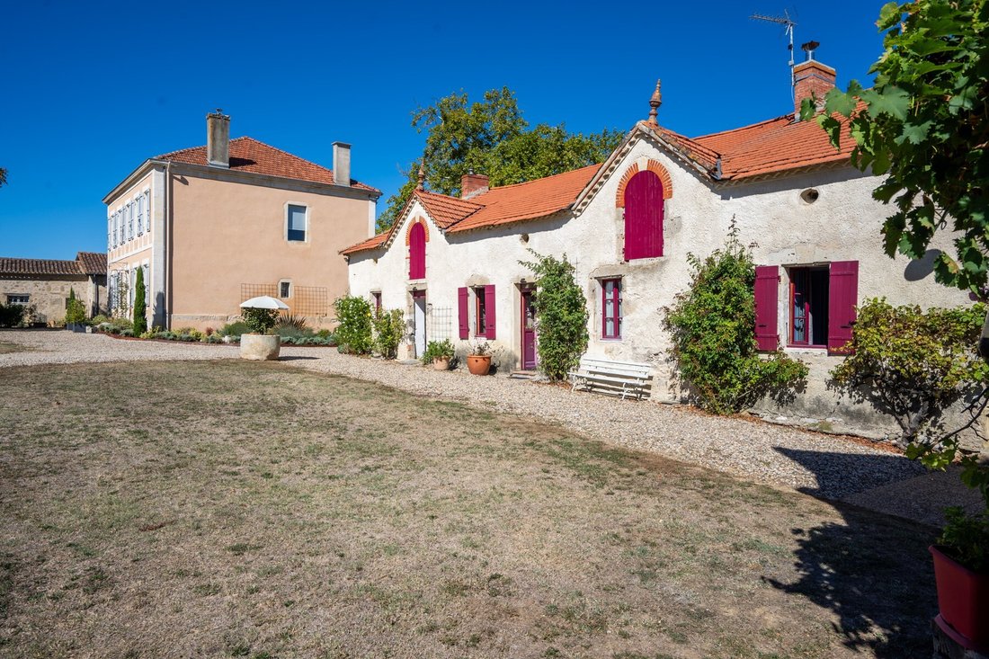 Estate in Nord, Condom, France 4 - 18935376