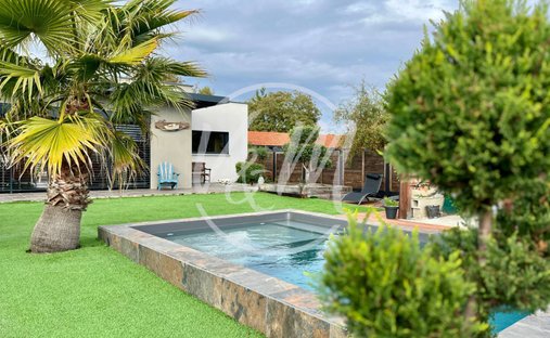 House in Audenge, Nouvelle-Aquitaine, France 1