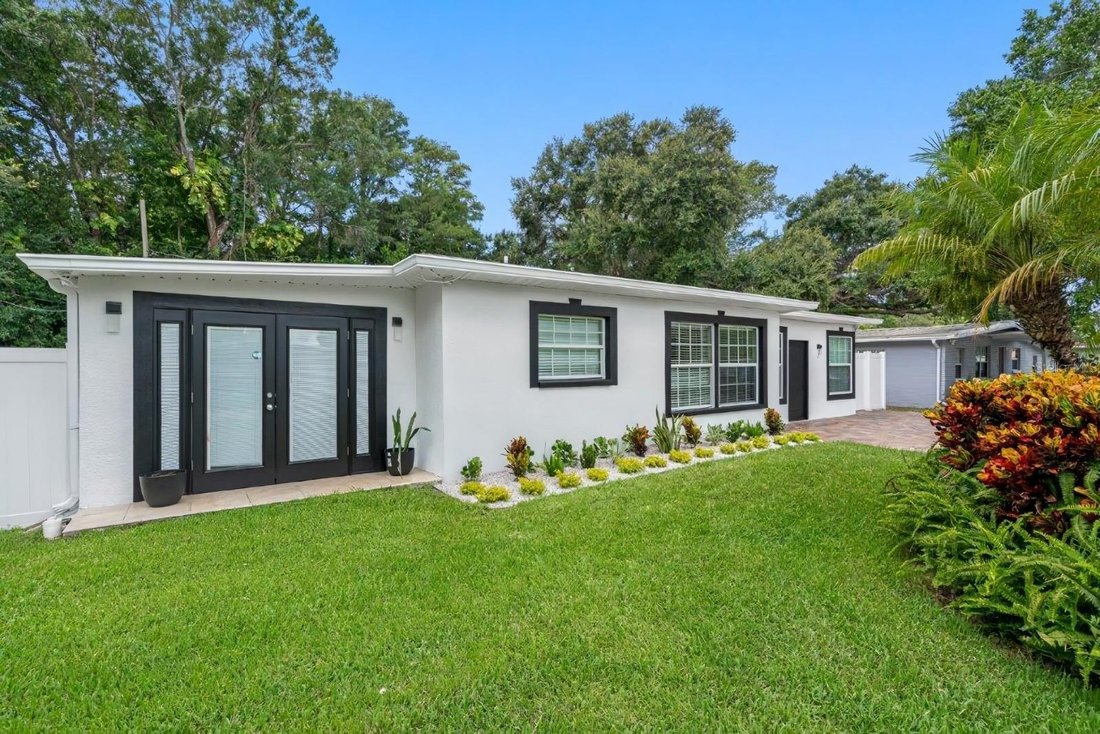 Tampa, Florida, United States 4 - 18934378