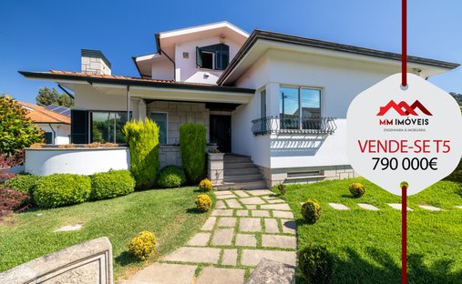 Villa in Gondomar (Sao Cosme), Valbom e Jovim, Porto District, Portugal 1