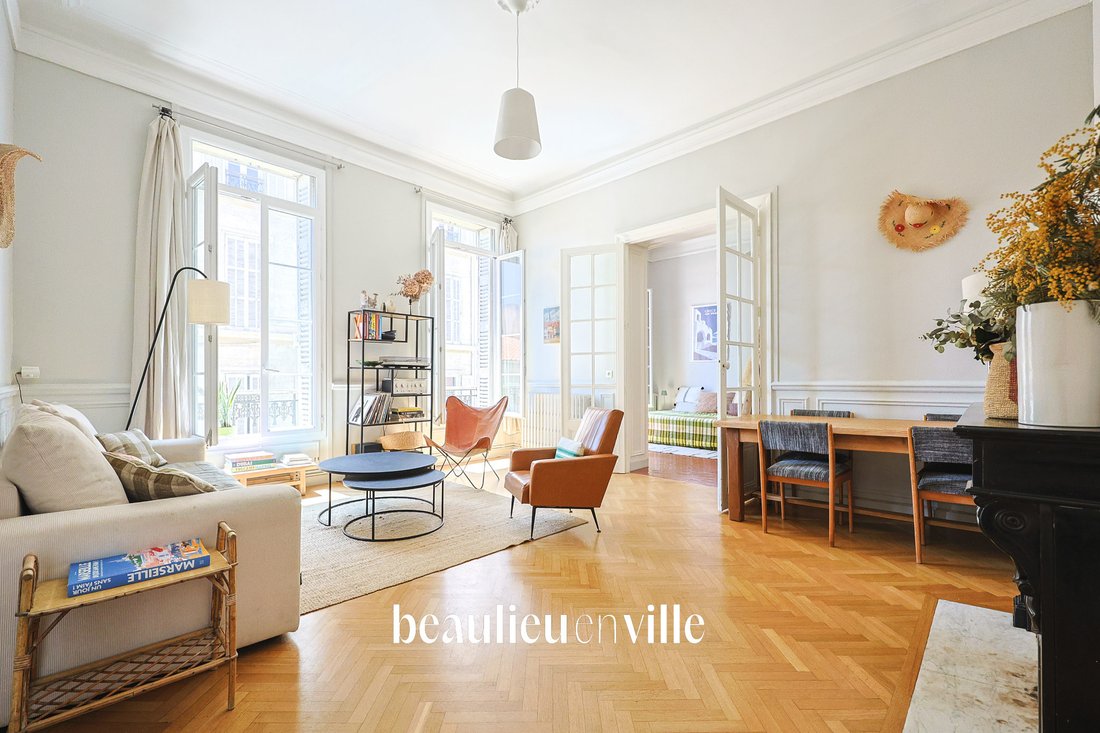 Apartment in Castellane, 6e Arrondissement, Marseille 1 - 18935281