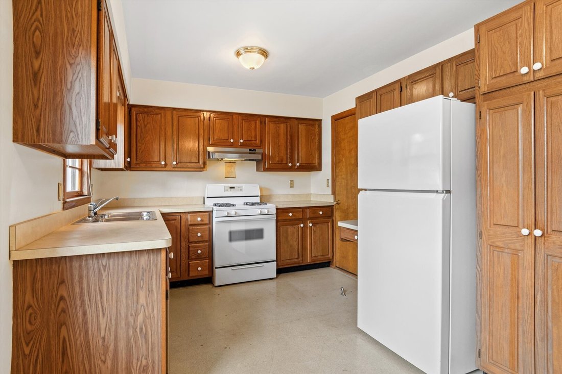Apartment in Naperville, Illinois, United States 4 - 18932895