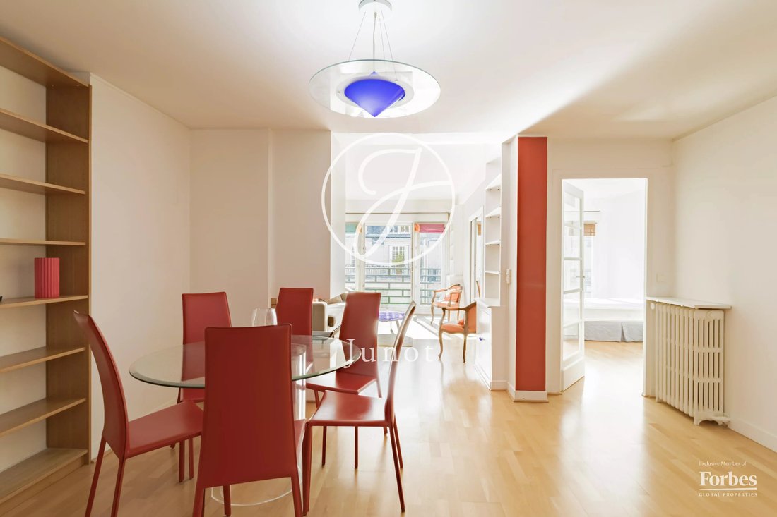 Apartment in Courcelles-Wagram, Paris 17e Arrondissement, Paris 3 - 18935503
