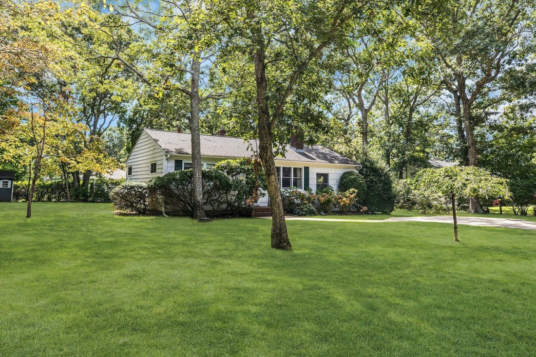 House in Hampton Bays, New York, United States 1 - 18934931