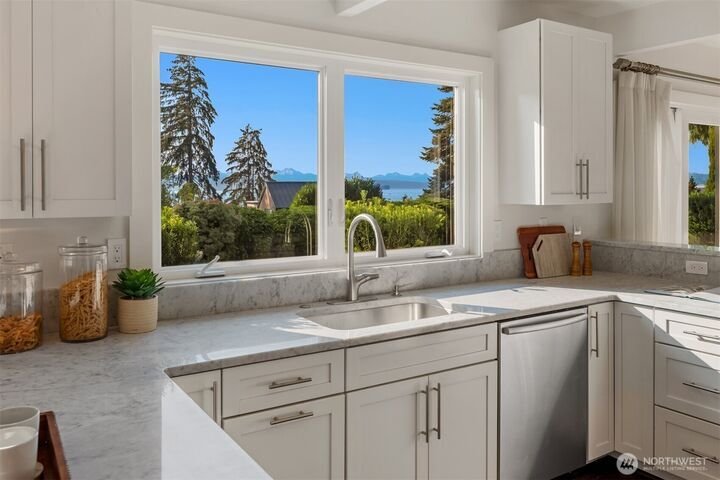 House in Bellevue, Washington, United States 5 - 18936592