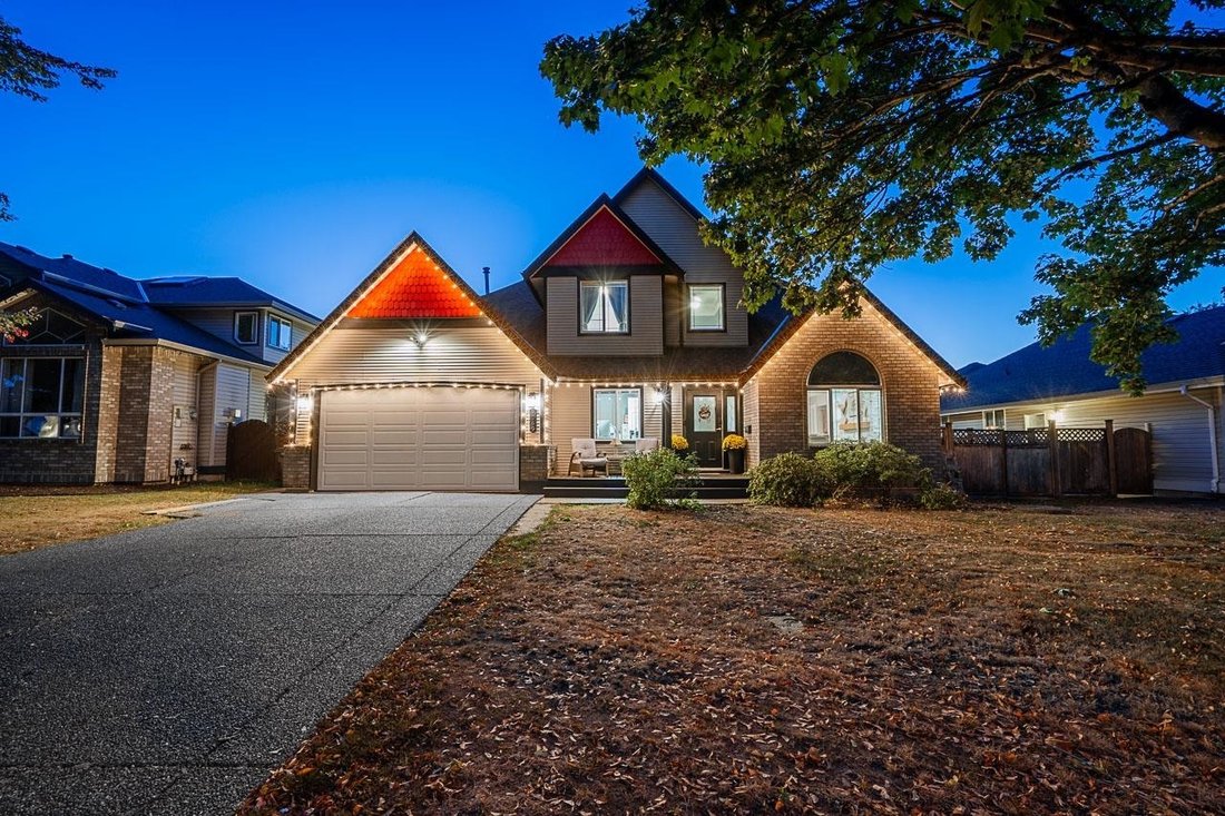 House in Surrey, British Columbia, Canada 1 - 18936358