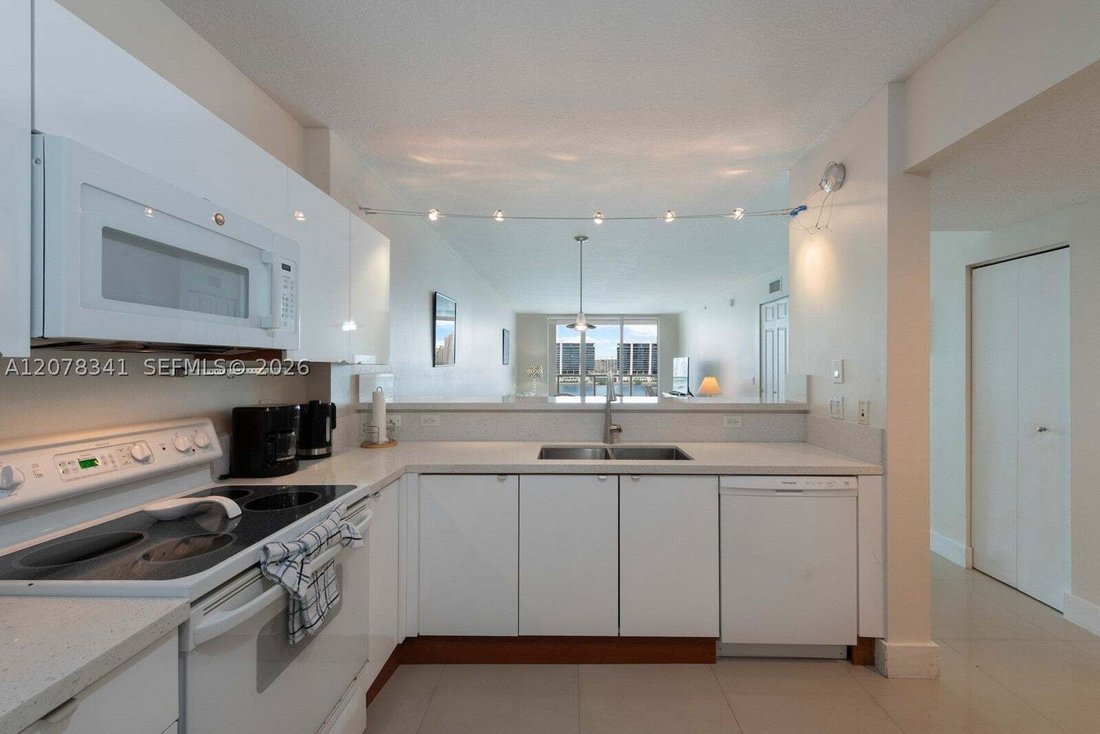 Condo in Golden Beach, Florida, United States 5 - 18934322