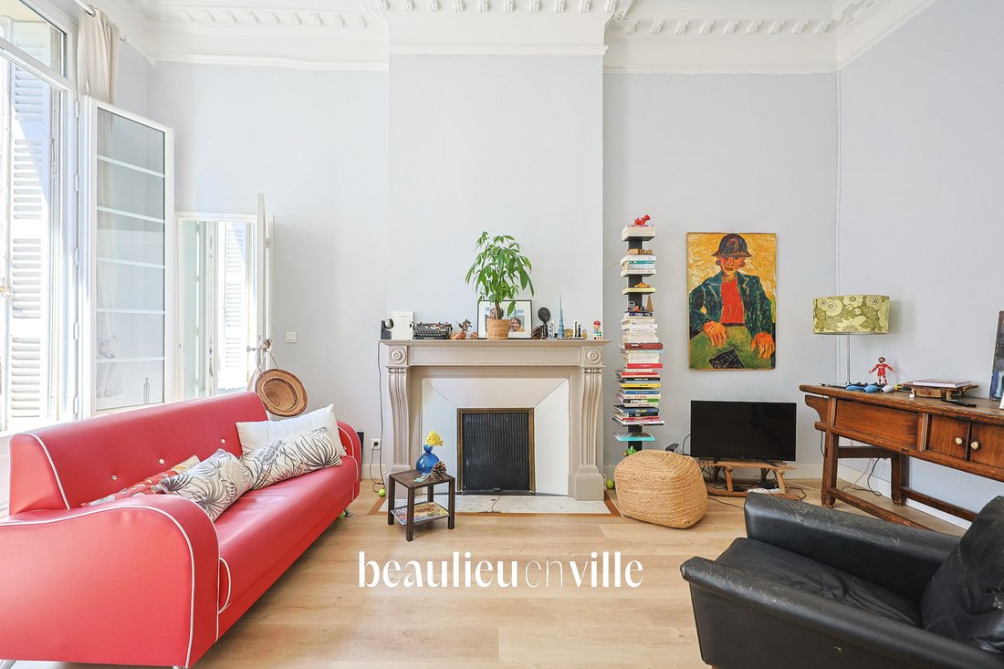 Apartment in Castellane, 6e Arrondissement, Marseille 2 - 18935257