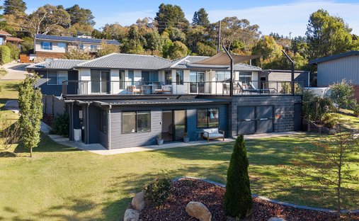 House in East Jindabyne, New South Wales, Australia 1