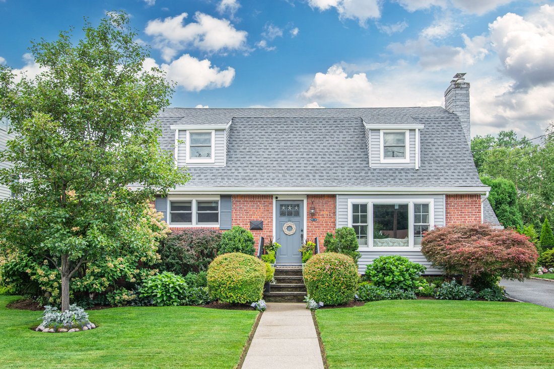 House in Bloomfield, New Jersey, United States 2 - 18933377