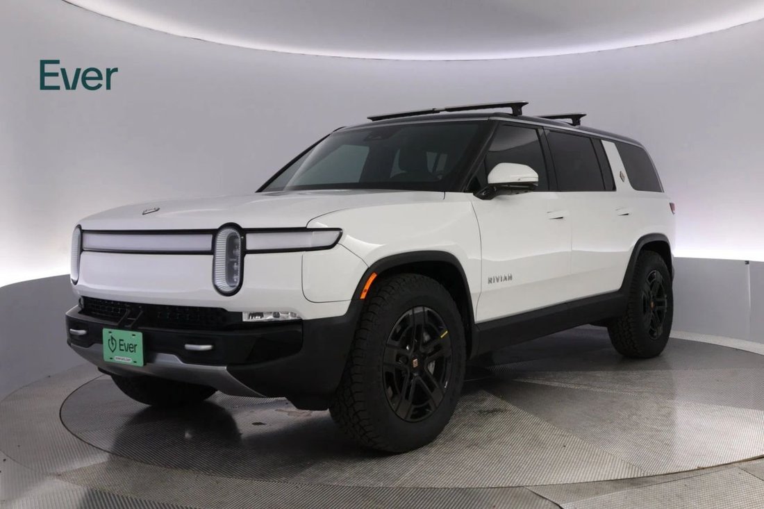 Suv in San Francisco, CA, United States 2 - 18905002