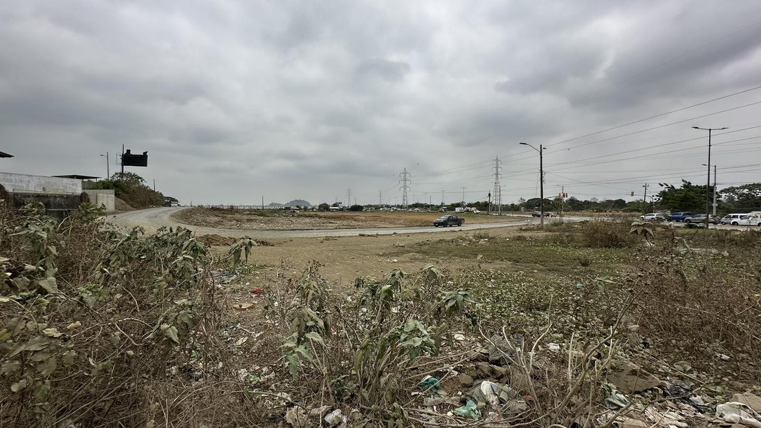 Land in Guayaquil, Guayas, Ecuador 4 - 18933394