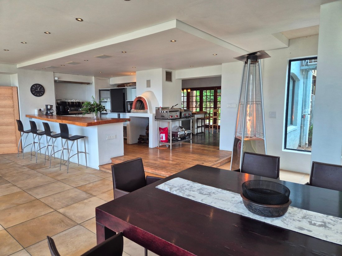 House in Wynberg, Southern Suburbs, Cape Town 3 - 18935555