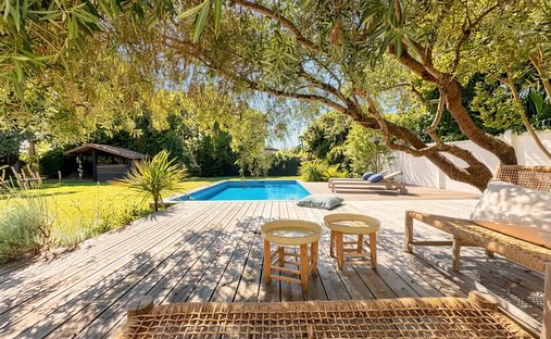 House in Lanton, Nouvelle-Aquitaine, France 1