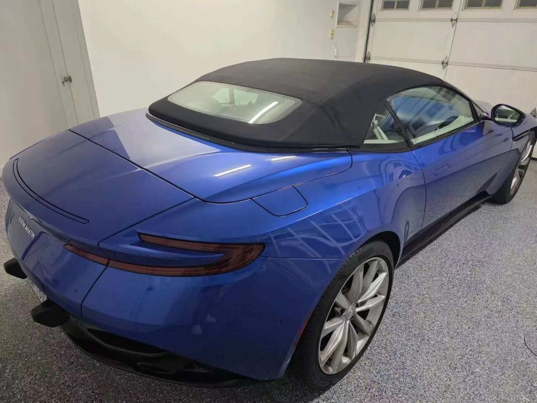 Cabriolet in Costa Mesa, CA, United States 4 - 18932441