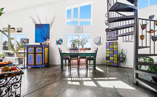 Condo in Oakland, California, United States 1