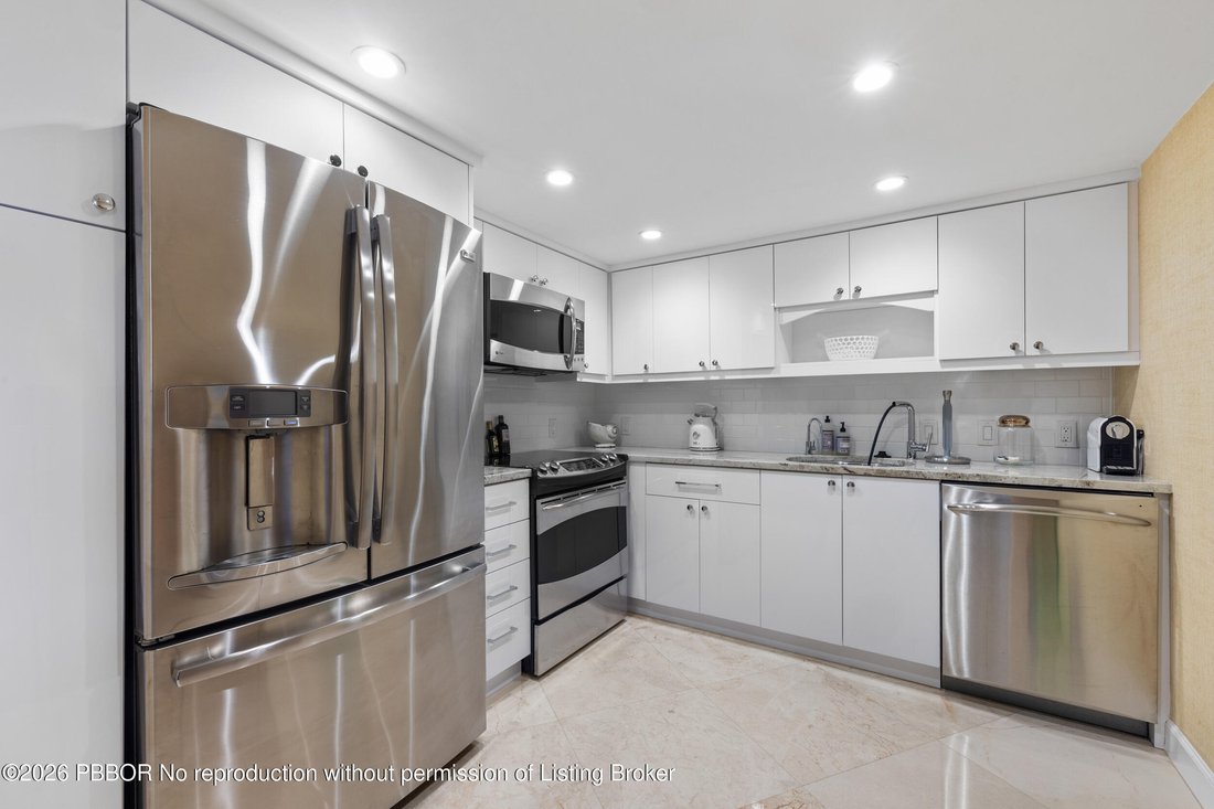 Condo in Palm Beach, Florida, United States 5 - 18935124
