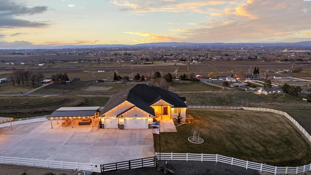 House in Prosser, Washington, United States 1 - 18933457