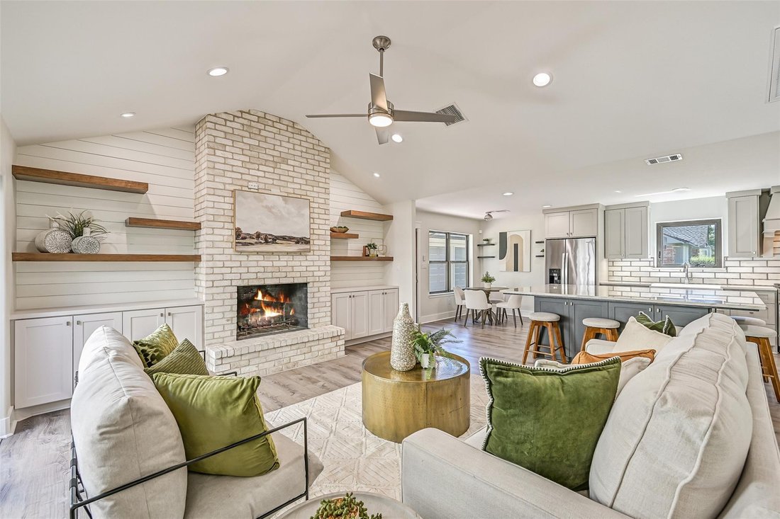 House in Friendswood, Texas, United States 2 - 18935179
