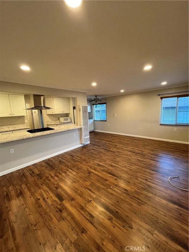Laguna Beach, California, United States 2 - 18934593