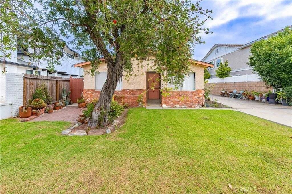 Townhouse in Costa Mesa, California, United States 5 - 18934661