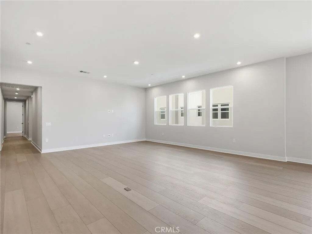 Condo in Montebello, California, United States 4 - 18934613