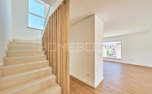Villa in Charneca de Caparica e Sobreda, Setubal, Portugal 1