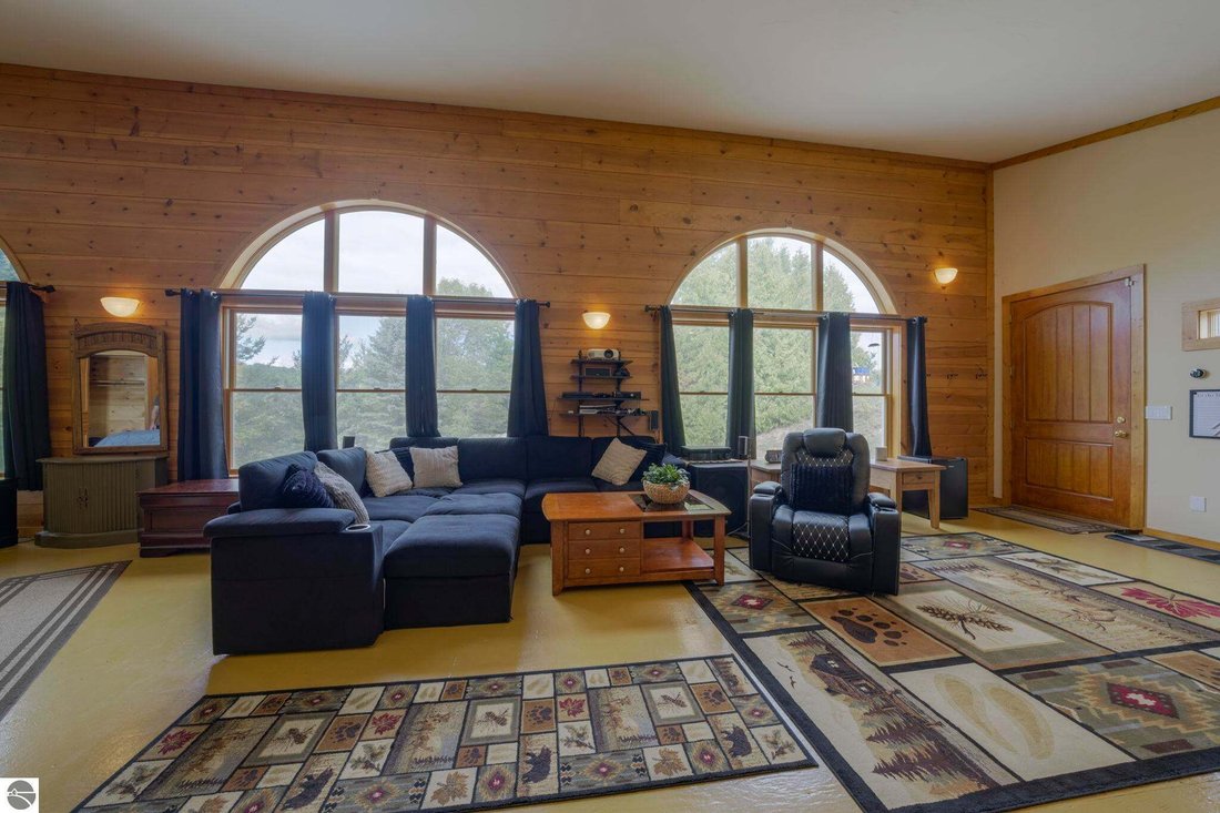 House in Suttons Bay, Michigan, United States 5 - 18933856