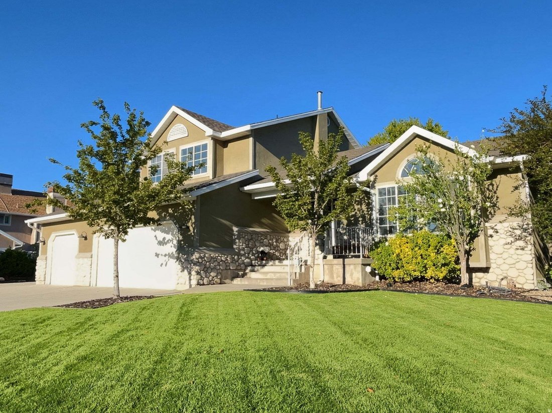 House in Sandy, Utah, United States 1 - 18934103