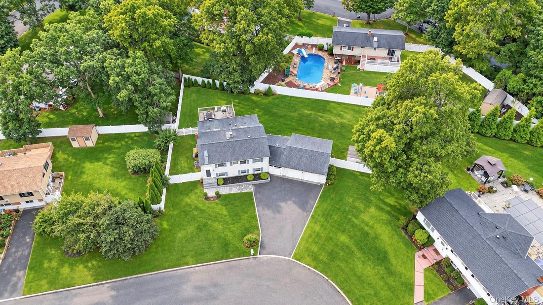 House in Setauket- East Setauket, New York, United States 2 - 18933372
