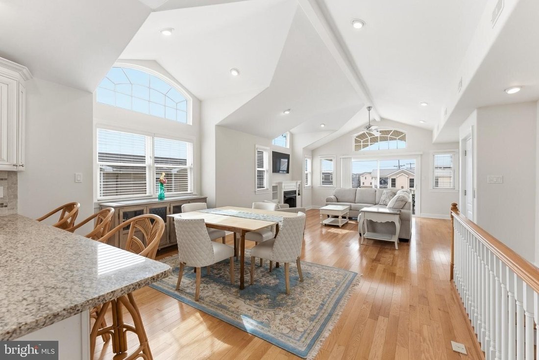 Townhouse in Sea Isle City, New Jersey, United States 4 - 18936613