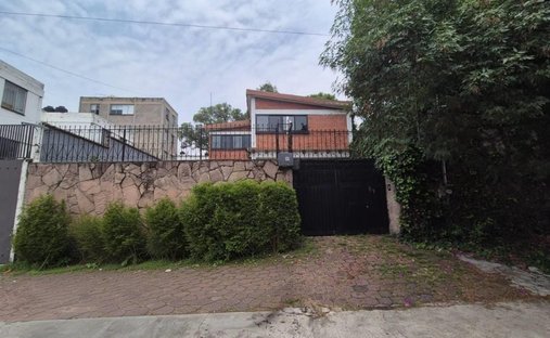 House in Naucalpan de Juárez, State of Mexico, Mexico 1